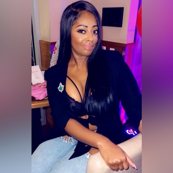 Cleaning out my closet, Yall! - Picture 1 of 2